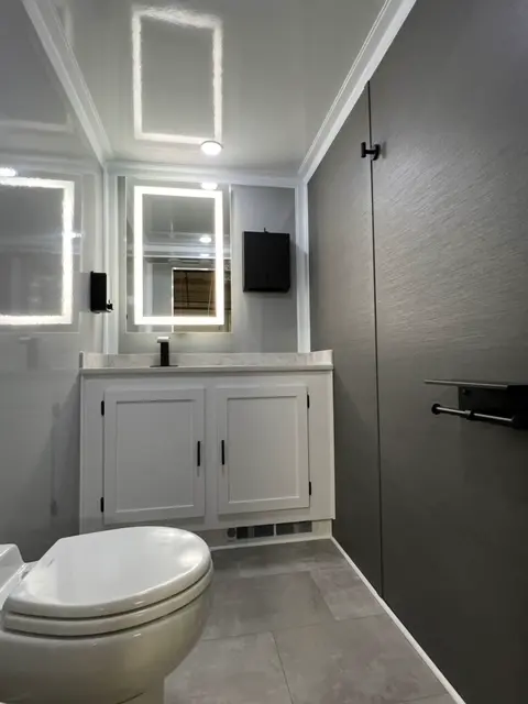 Luxrt addison 002